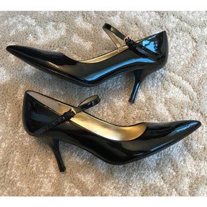 Guess | ONLY TRIED ON! Black Patent Leather Mary Jane Heels